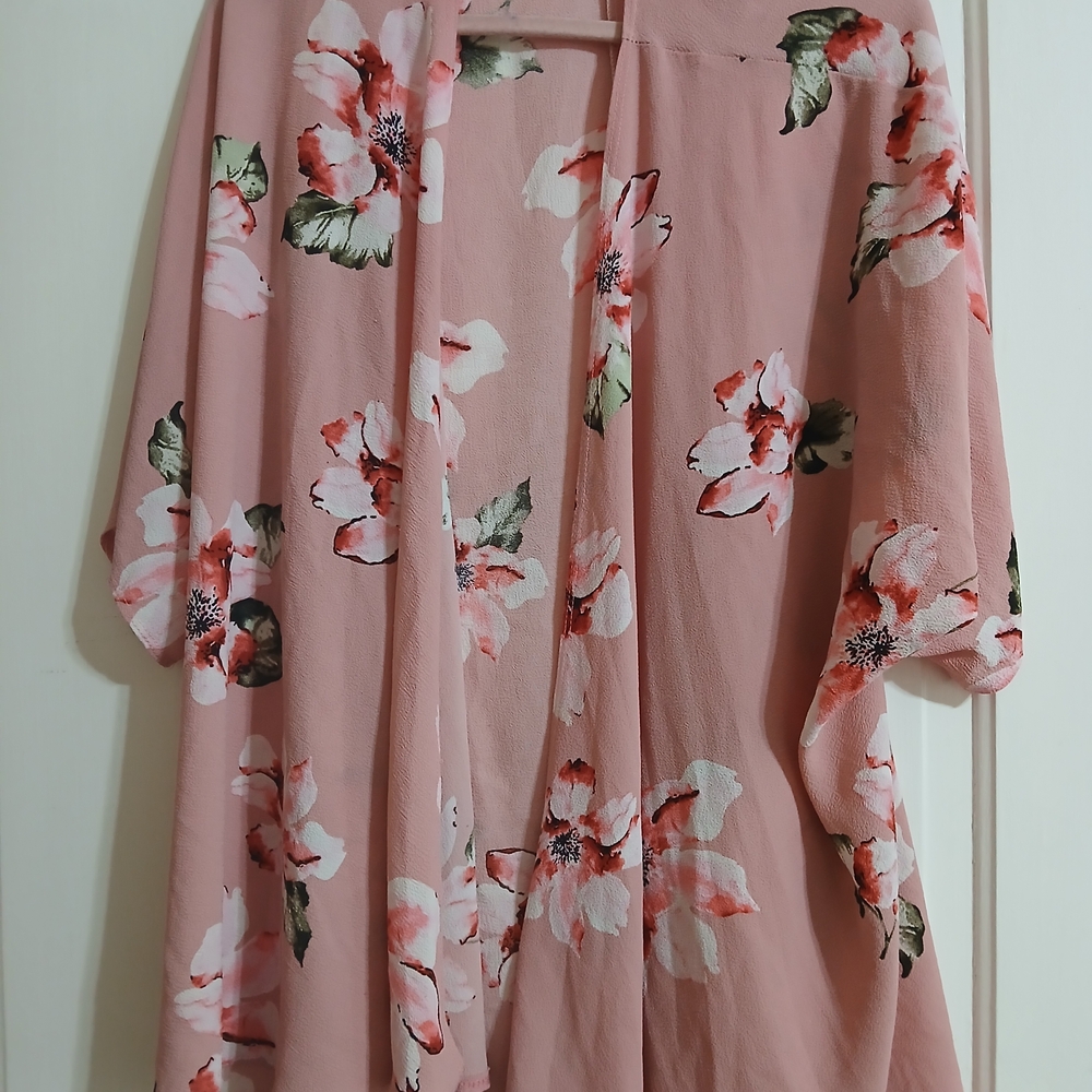Source Unknown Pink Floral Kimono Jacket